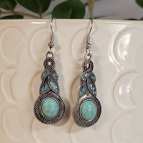 Jewelry - 🔥LAST PAIR🔥Crystal Shimmer Turquoise Drop Earrings